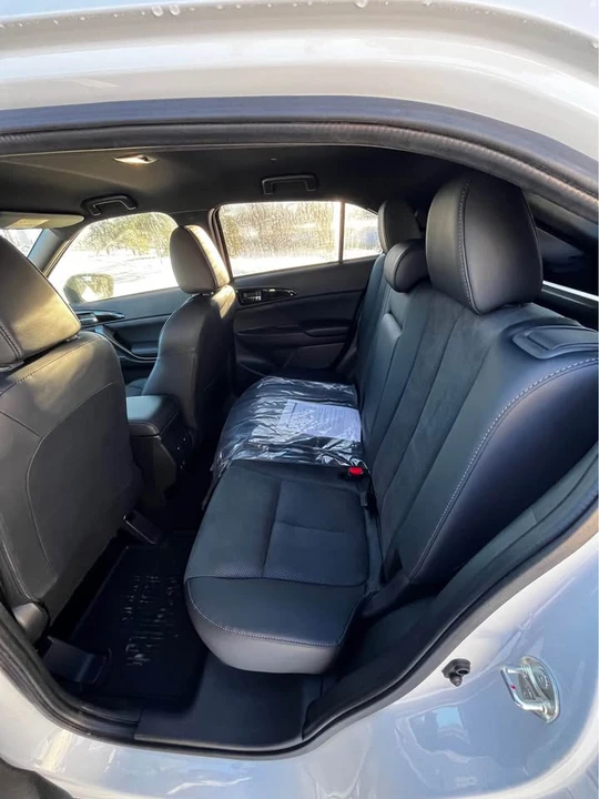 2026 Mitsubishi Eclipse Cross - Image 7 of 10