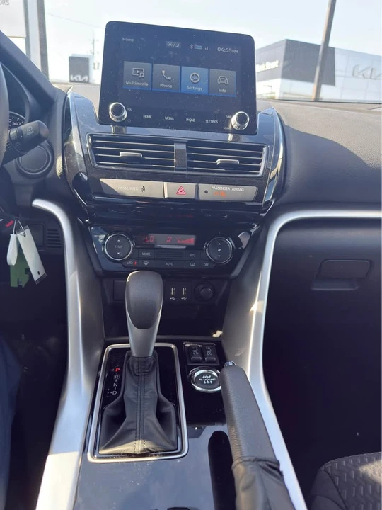 2026 Mitsubishi Eclipse Cross - Image 6 of 8
