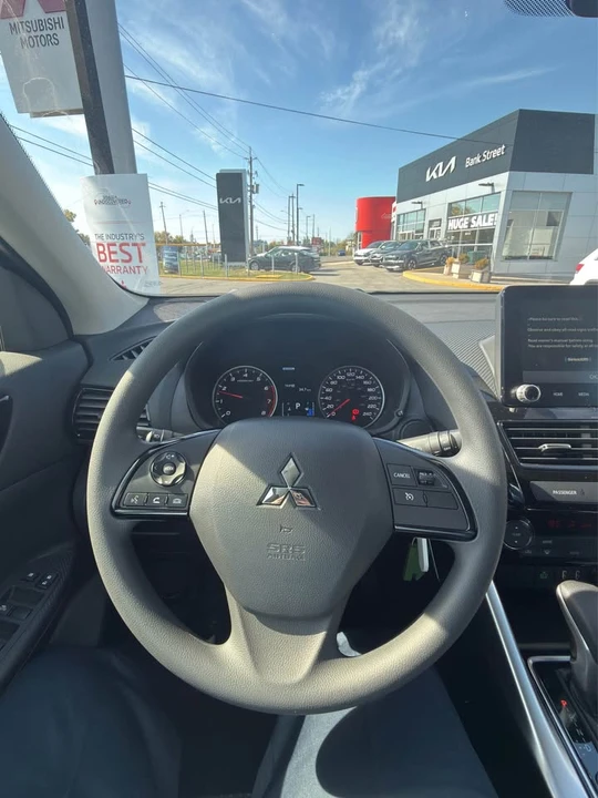 2026 Mitsubishi Eclipse Cross - Image 5 of 8