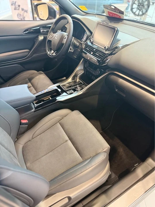 2026 Mitsubishi Eclipse Cross - Image 8 of 10