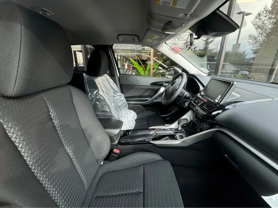 2026 Mitsubishi Eclipse Cross - Image 3 of 6