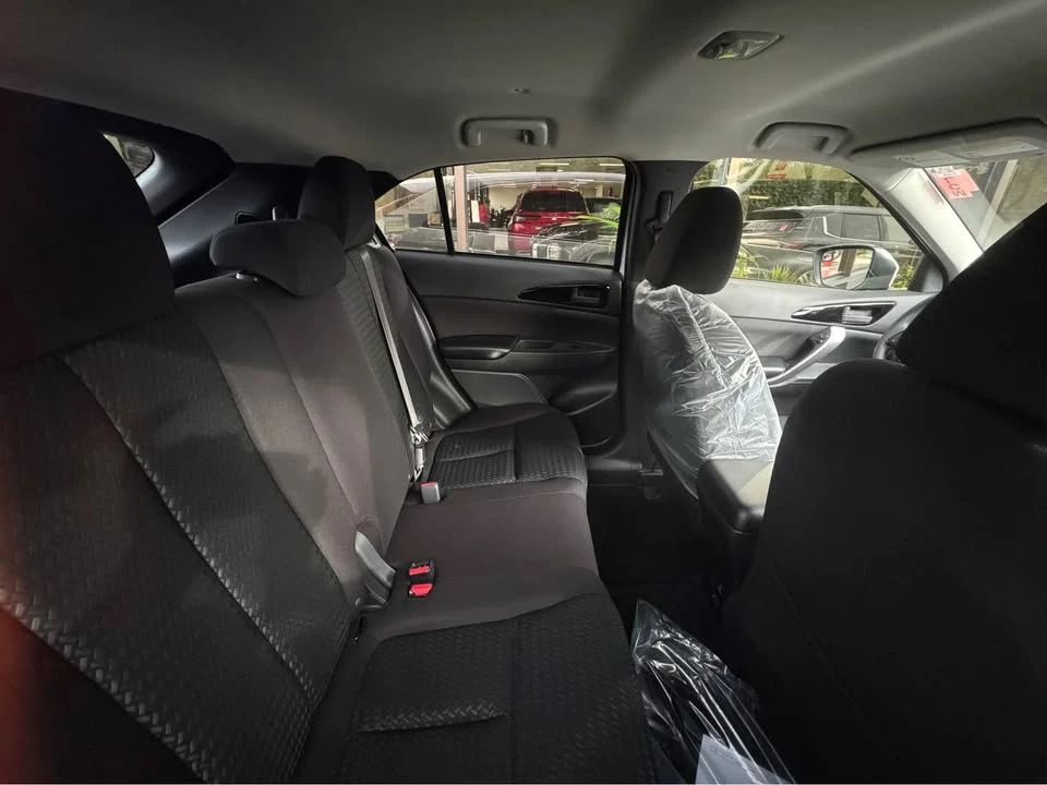 2026 Mitsubishi Eclipse Cross - Image 4 of 6