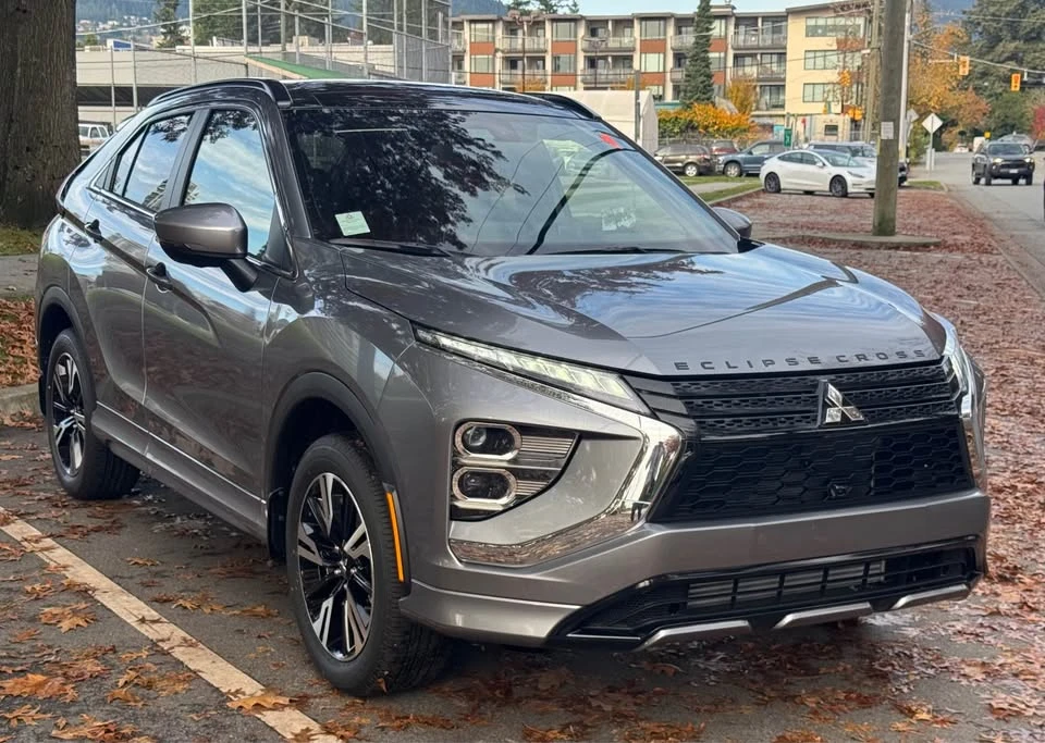 2026 Mitsubishi Eclipse Cross - Image 2 of 9