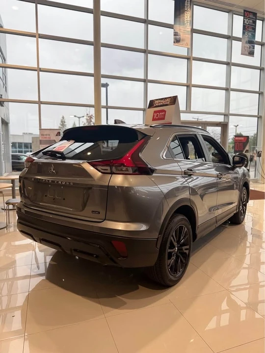2026 Mitsubishi Eclipse Cross - Image 2 of 10
