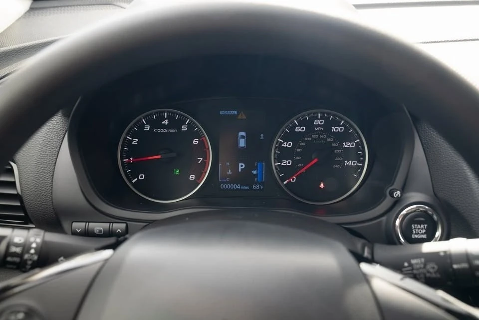 2026 Mitsubishi Eclipse Cross - Image 12 of 20