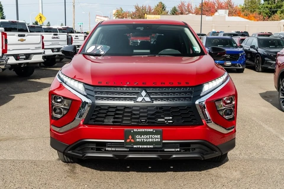 2026 Mitsubishi Eclipse Cross - Image 2 of 20