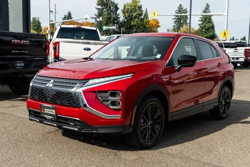 2026 Mitsubishi Eclipse Cross - Image 3 of 20