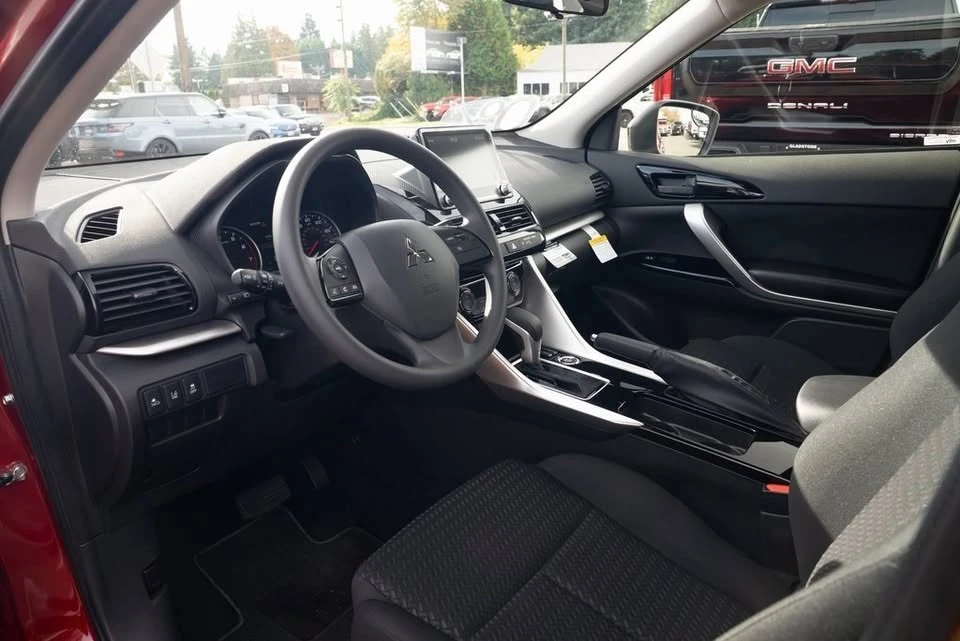 2026 Mitsubishi Eclipse Cross - Image 19 of 20