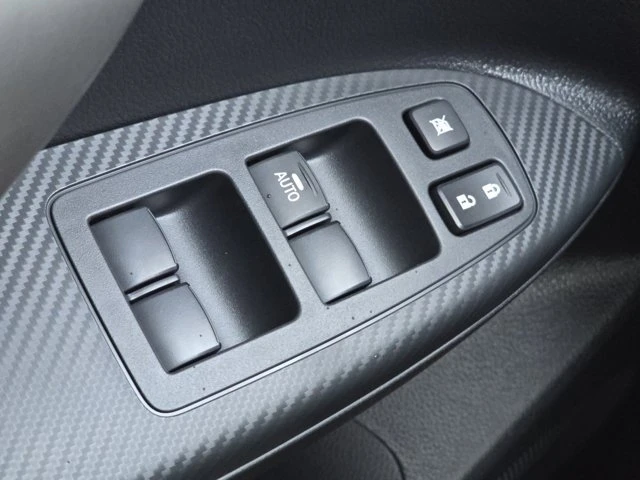 2026 Mitsubishi Eclipse Cross - Image 10 of 18