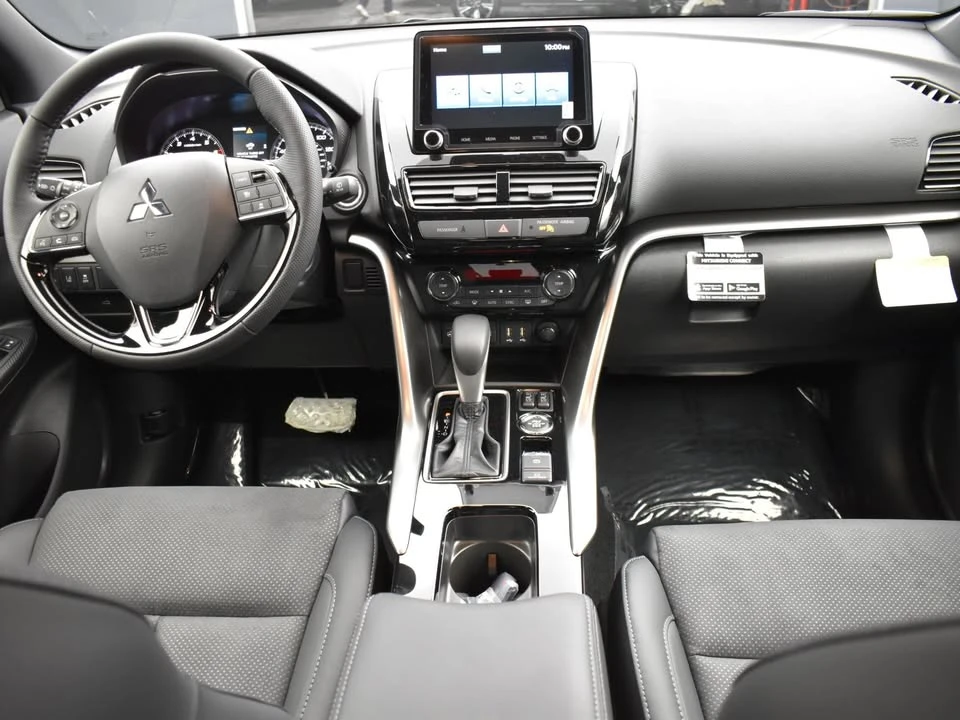 2026 Mitsubishi Eclipse Cross - Image 4 of 12
