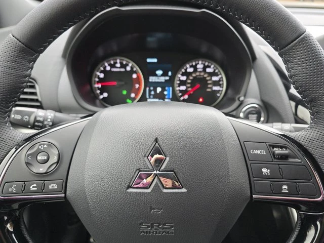 2026 Mitsubishi Eclipse Cross - Image 12 of 17