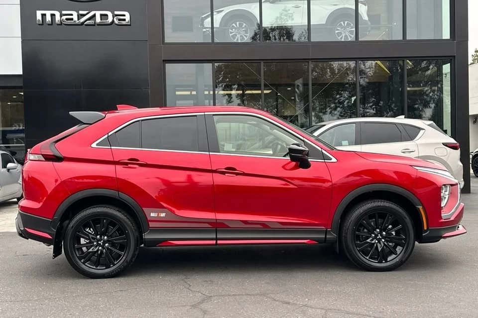 2026 Mitsubishi Eclipse Cross - Image 3 of 12