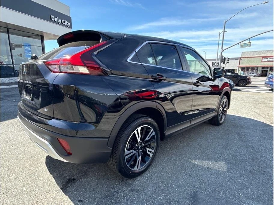 2026 Mitsubishi Eclipse Cross - Image 10 of 19