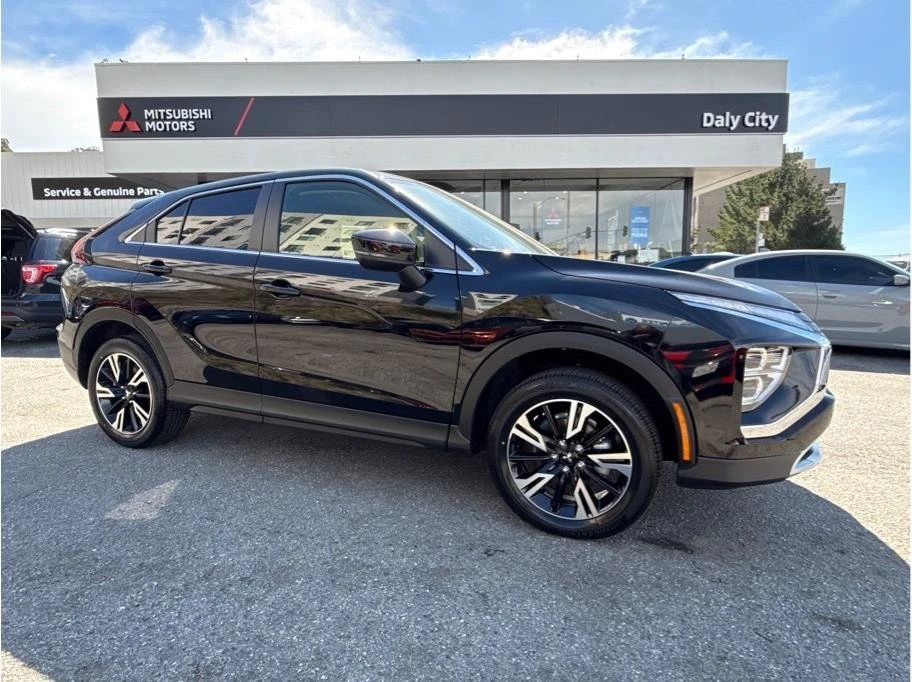 2026 Mitsubishi Eclipse Cross - Image 2 of 19