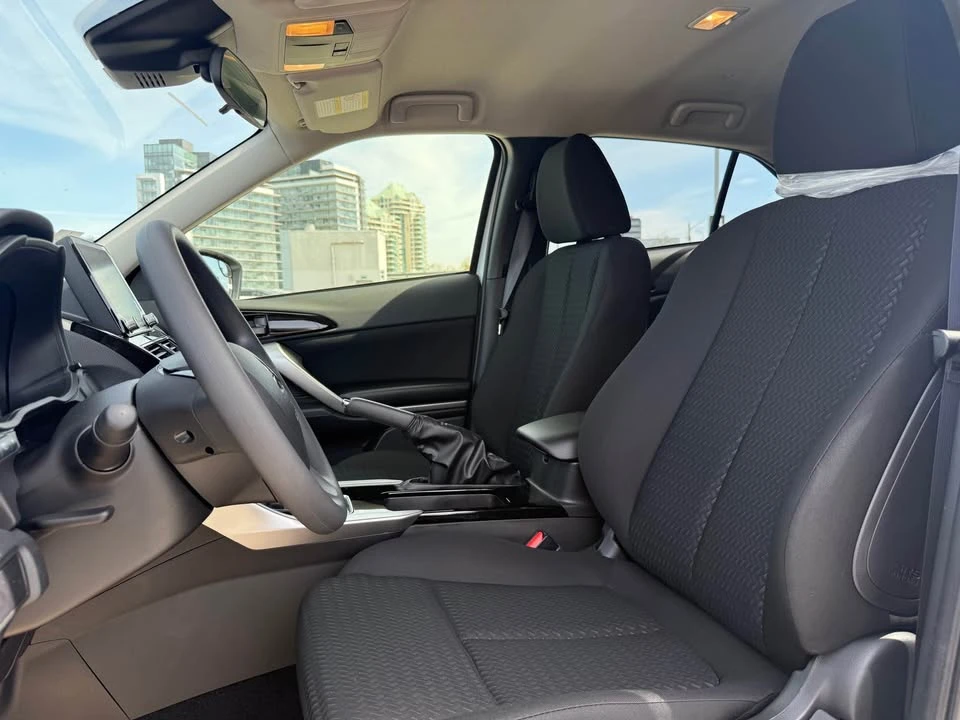 2026 Mitsubishi Eclipse Cross - Image 11 of 17