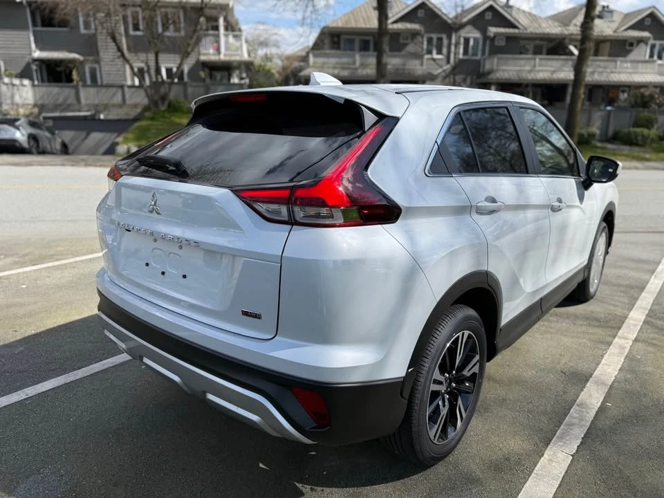 2026 Mitsubishi Eclipse Cross - Image 7 of 16