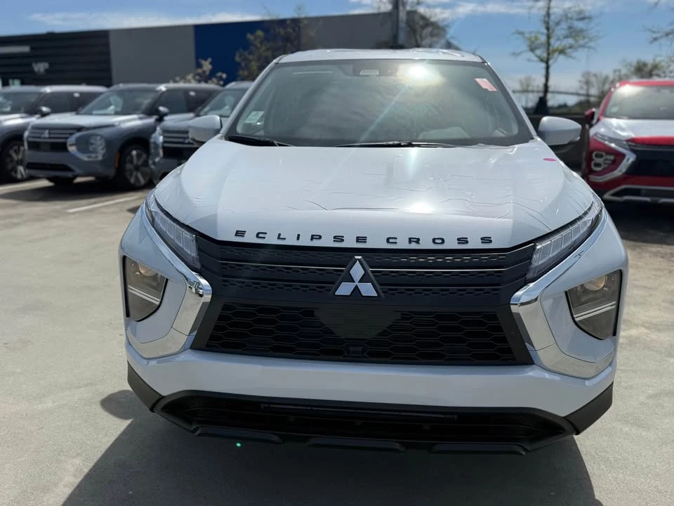 2026 Mitsubishi Eclipse Cross - Image 2 of 17