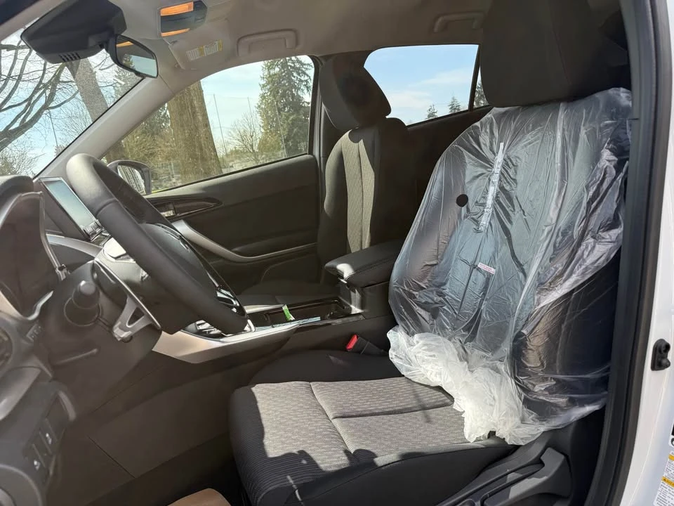 2026 Mitsubishi Eclipse Cross - Image 10 of 16
