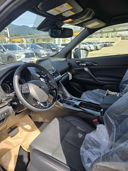 2026 Mitsubishi Eclipse Cross - Image 8 of 16