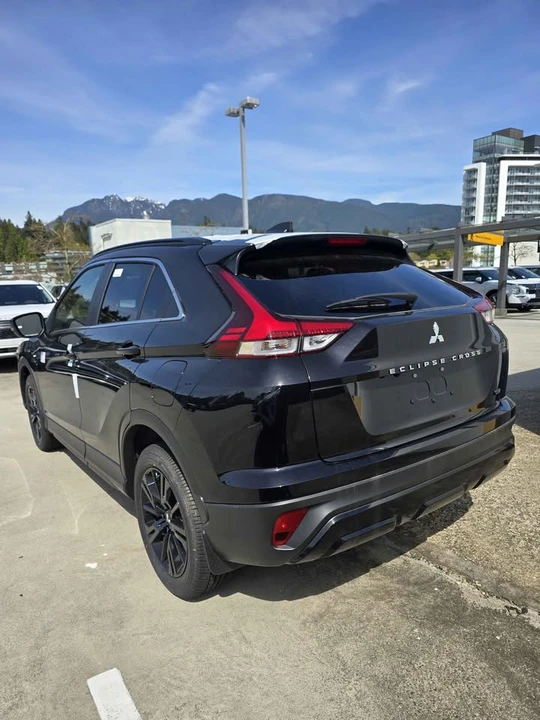 2026 Mitsubishi Eclipse Cross - Image 5 of 16