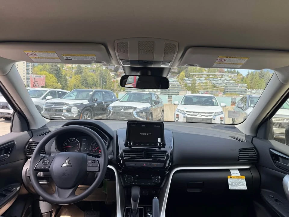 2026 Mitsubishi Eclipse Cross - Image 13 of 17