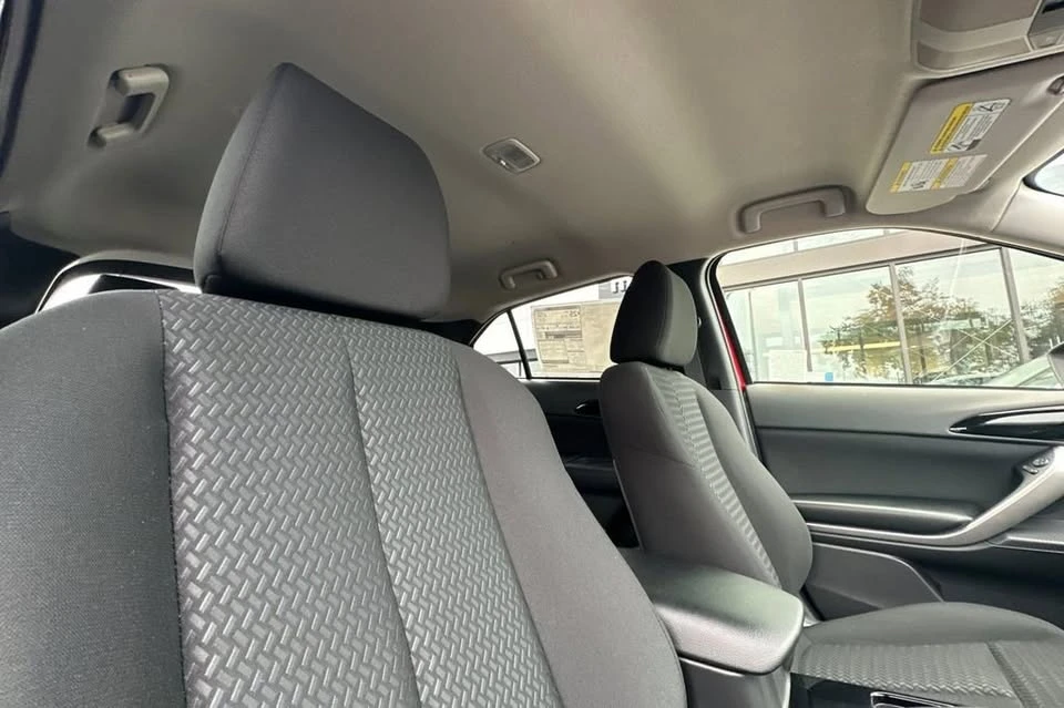 2026 Mitsubishi Eclipse Cross - Image 16 of 17