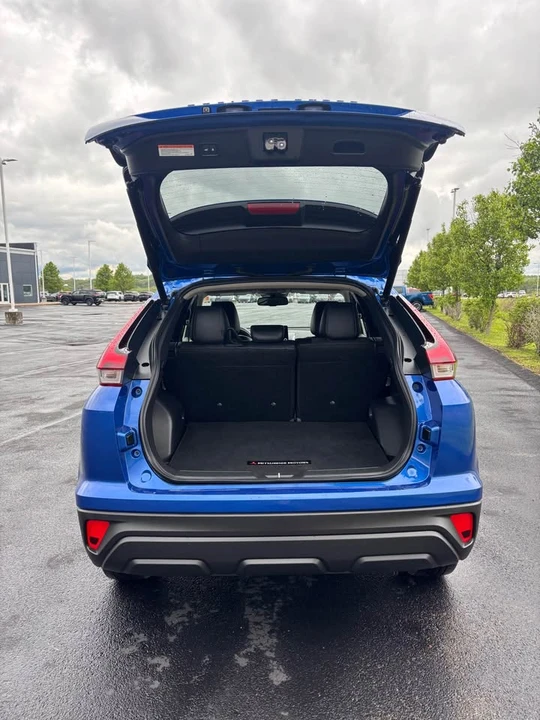 2026 Mitsubishi Eclipse Cross - Image 4 of 10