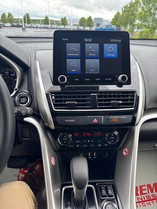 2026 Mitsubishi Eclipse Cross - Image 8 of 10
