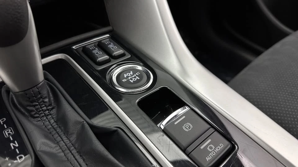 2026 Mitsubishi Eclipse Cross - Image 14 of 20