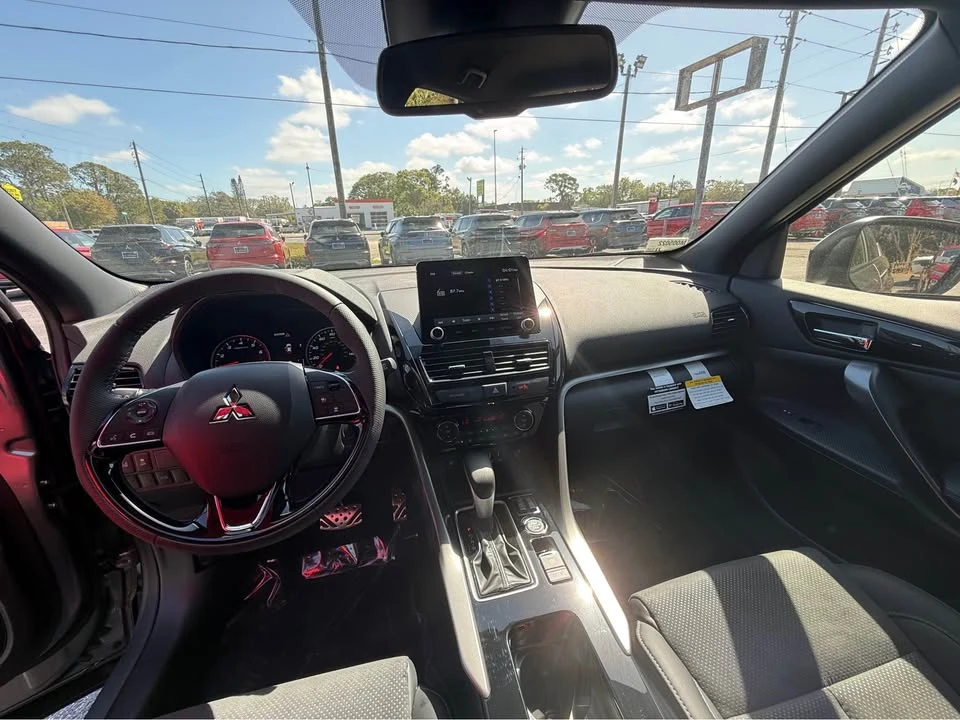 2026 Mitsubishi Eclipse Cross - Image 3 of 8