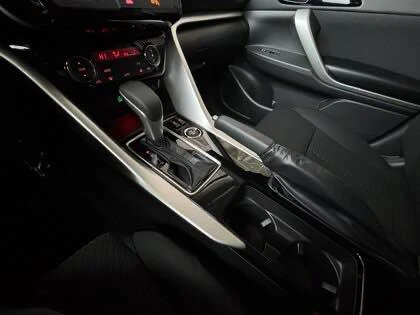 2026 Mitsubishi Eclipse Cross - Image 15 of 18