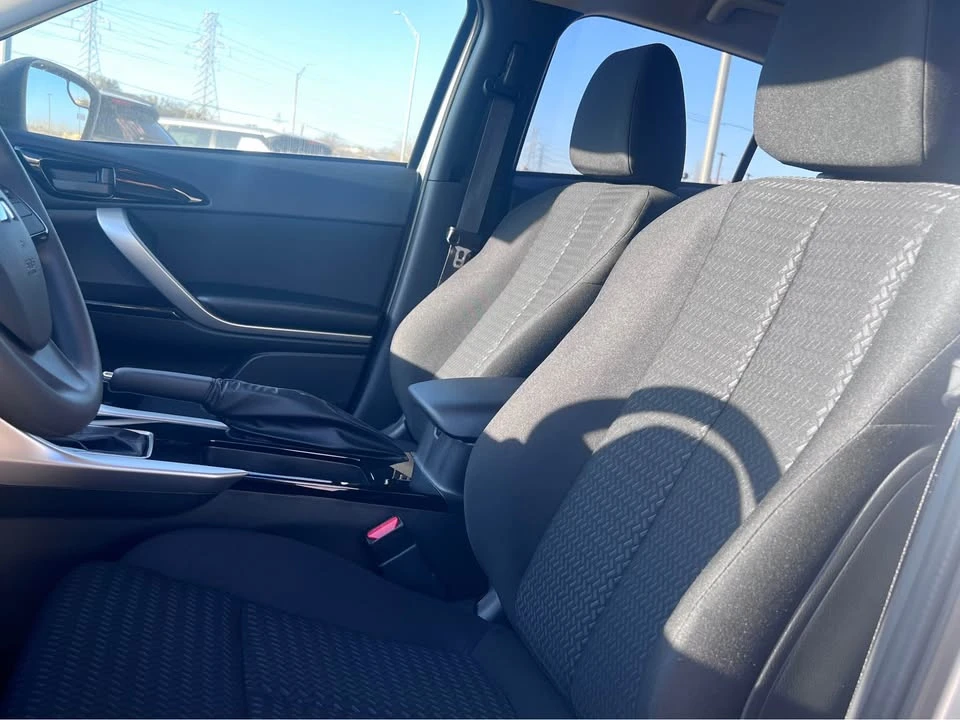 2026 Mitsubishi Eclipse Cross - Image 8 of 11