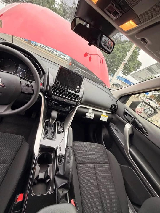 2026 Mitsubishi Eclipse Cross - Image 8 of 9