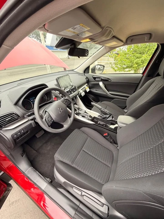 2026 Mitsubishi Eclipse Cross - Image 6 of 9