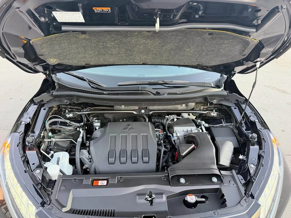 2026 Mitsubishi Eclipse Cross - Image 13 of 20