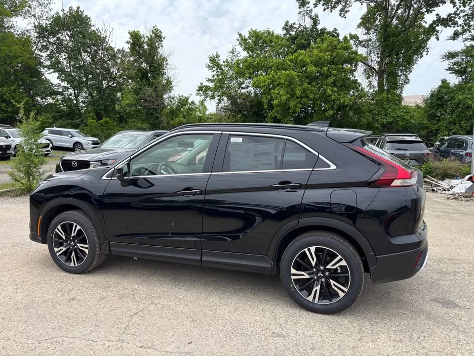 2026 Mitsubishi Eclipse Cross - Image 4 of 13