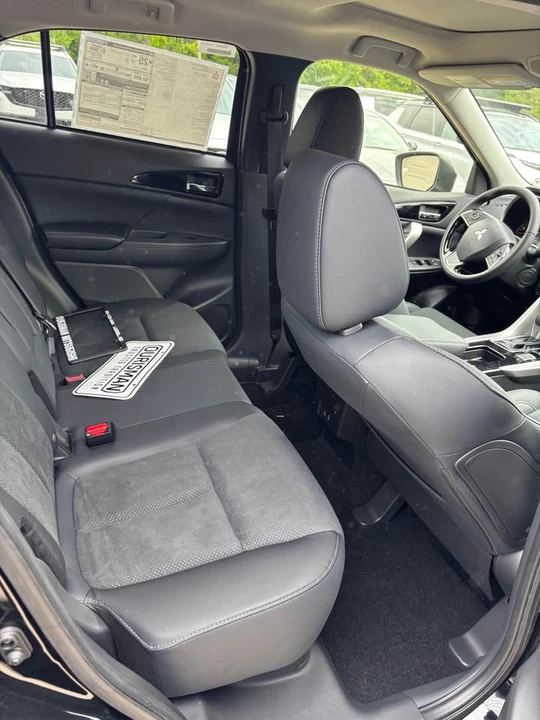 2026 Mitsubishi Eclipse Cross - Image 11 of 13