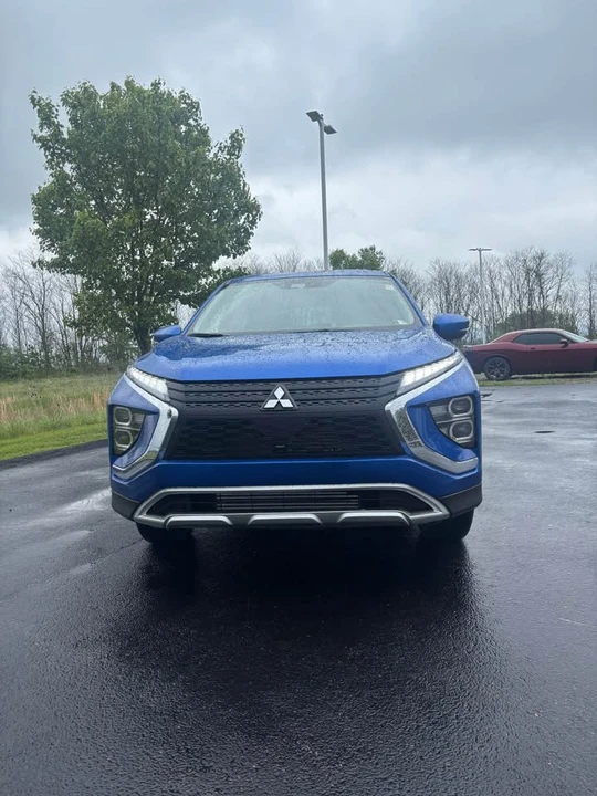 2026 Mitsubishi Eclipse Cross - Image 2 of 10