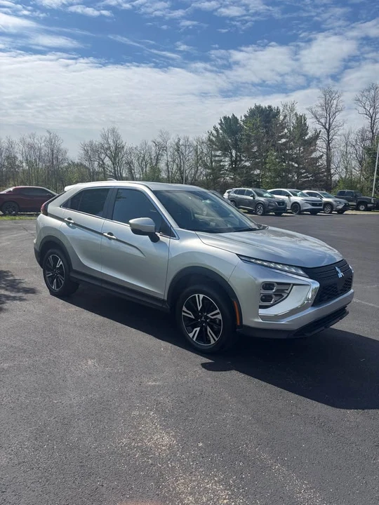 2026 Mitsubishi Eclipse Cross - Image 3 of 9