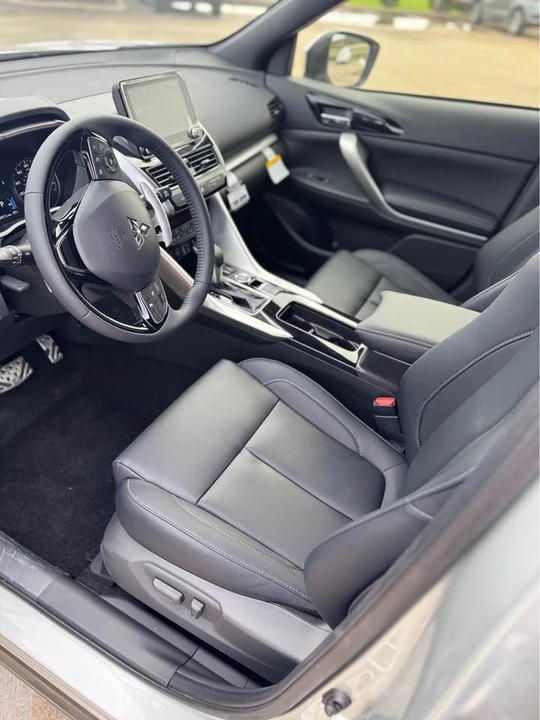 2026 Mitsubishi Eclipse Cross - Image 3 of 5
