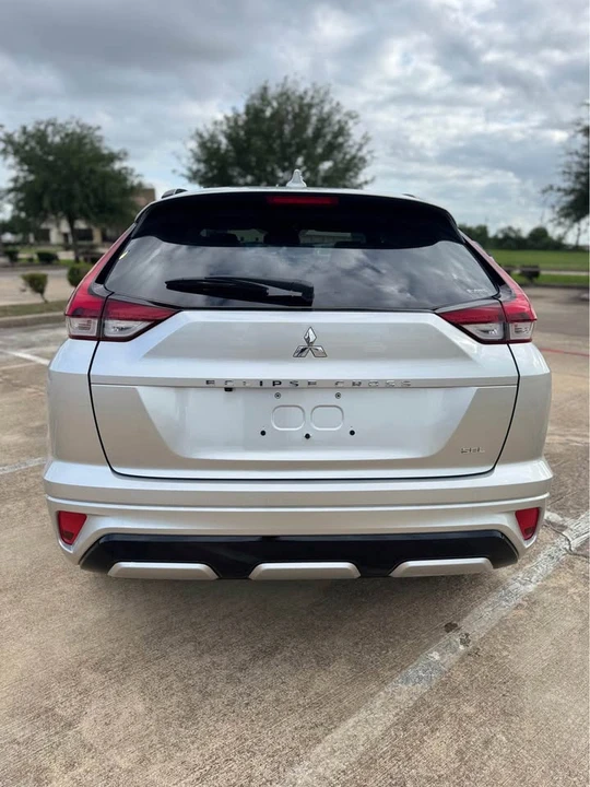 2026 Mitsubishi Eclipse Cross - Image 2 of 5
