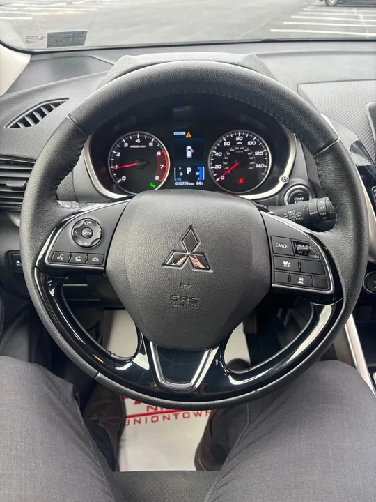 2026 Mitsubishi Eclipse Cross - Image 7 of 10
