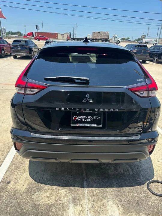 2026 Mitsubishi Eclipse Cross - Image 5 of 9