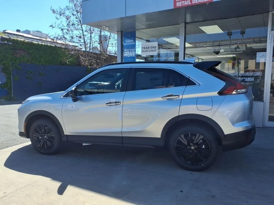 2026 Mitsubishi Eclipse Cross - Image 4 of 10