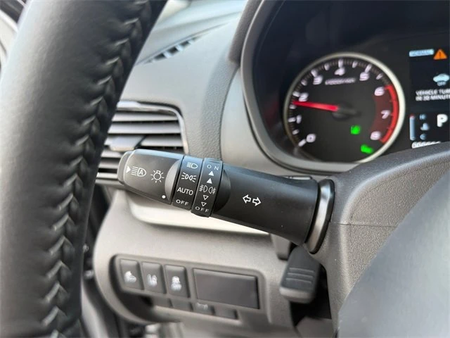 2026 Mitsubishi Eclipse Cross - Image 9 of 16