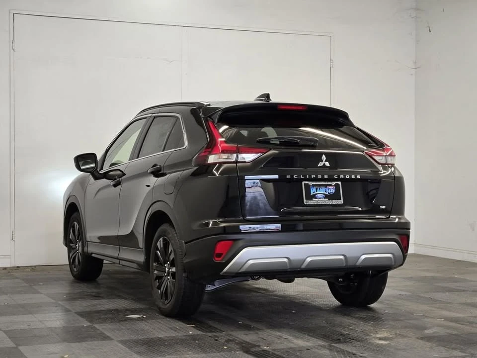 2026 Mitsubishi Eclipse Cross - Image 8 of 20