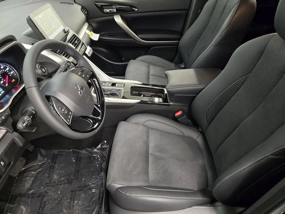 2026 Mitsubishi Eclipse Cross - Image 15 of 20
