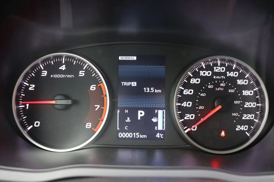 2026 Mitsubishi Eclipse Cross - Image 7 of 16