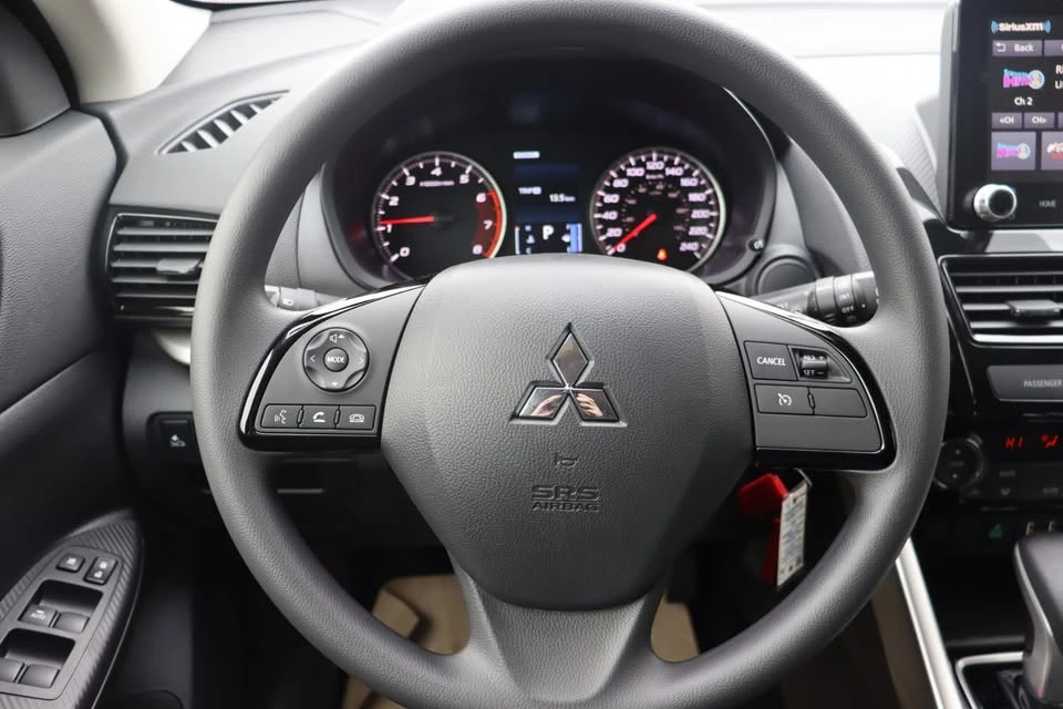 2026 Mitsubishi Eclipse Cross - Image 8 of 16