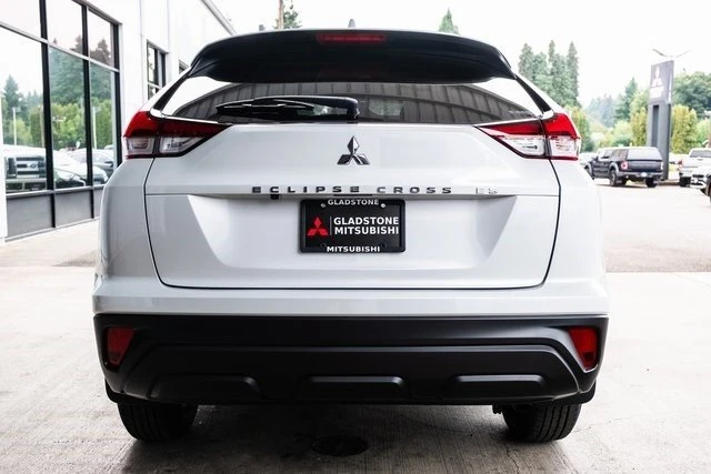 2026 Mitsubishi Eclipse Cross - Image 5 of 20